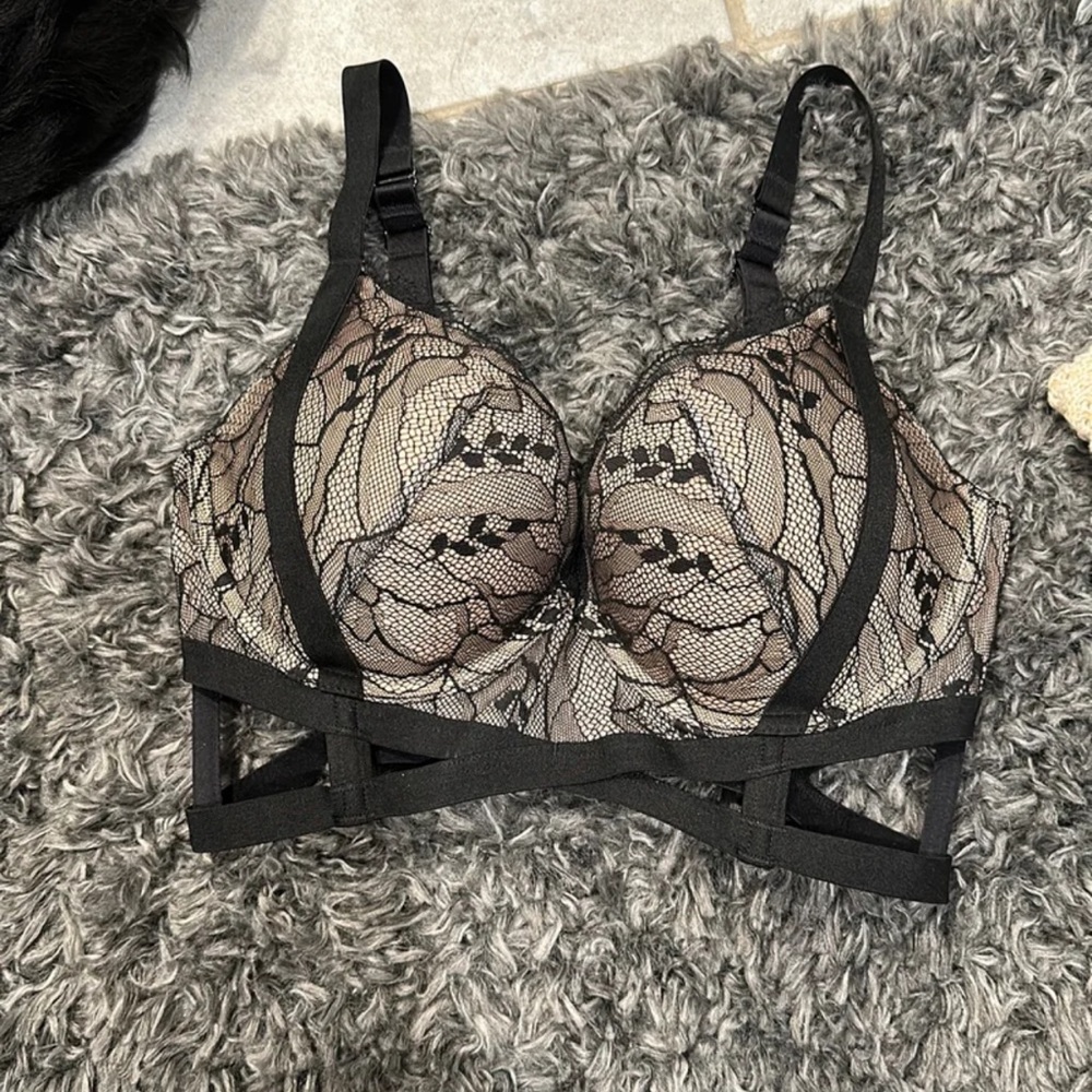 Victoria’s Secret bra